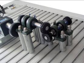 圆柱斜齿轮传动